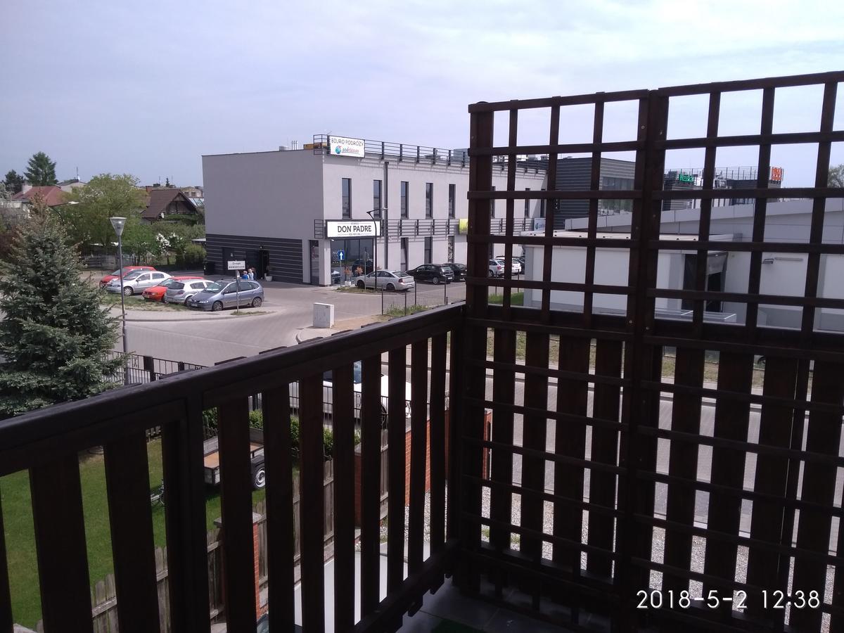 Willton Apartamenty Psary Exterior foto